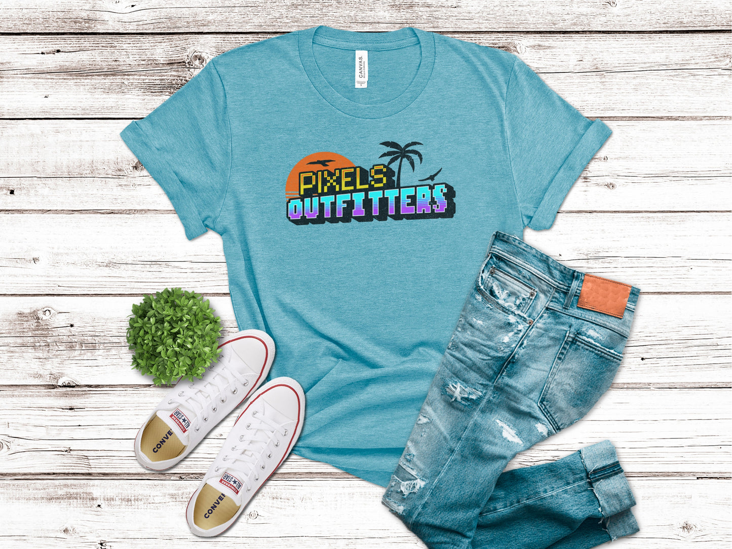 PIXELS OUTFITTERS PALM TREES